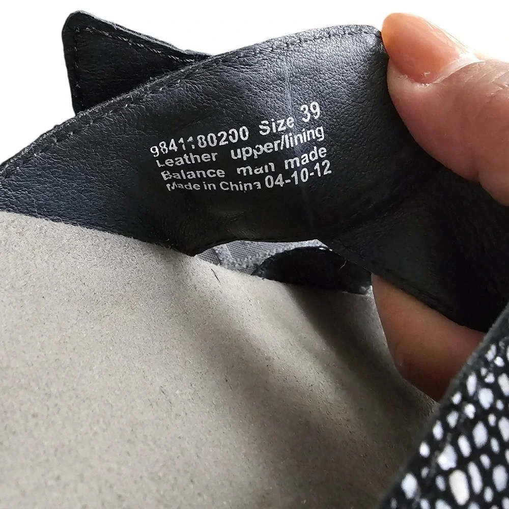 Dansko Sophie Wedge Black Dot Leather Slip On Sandals Size 39 US 8.5-9 - Picture 11 of 11